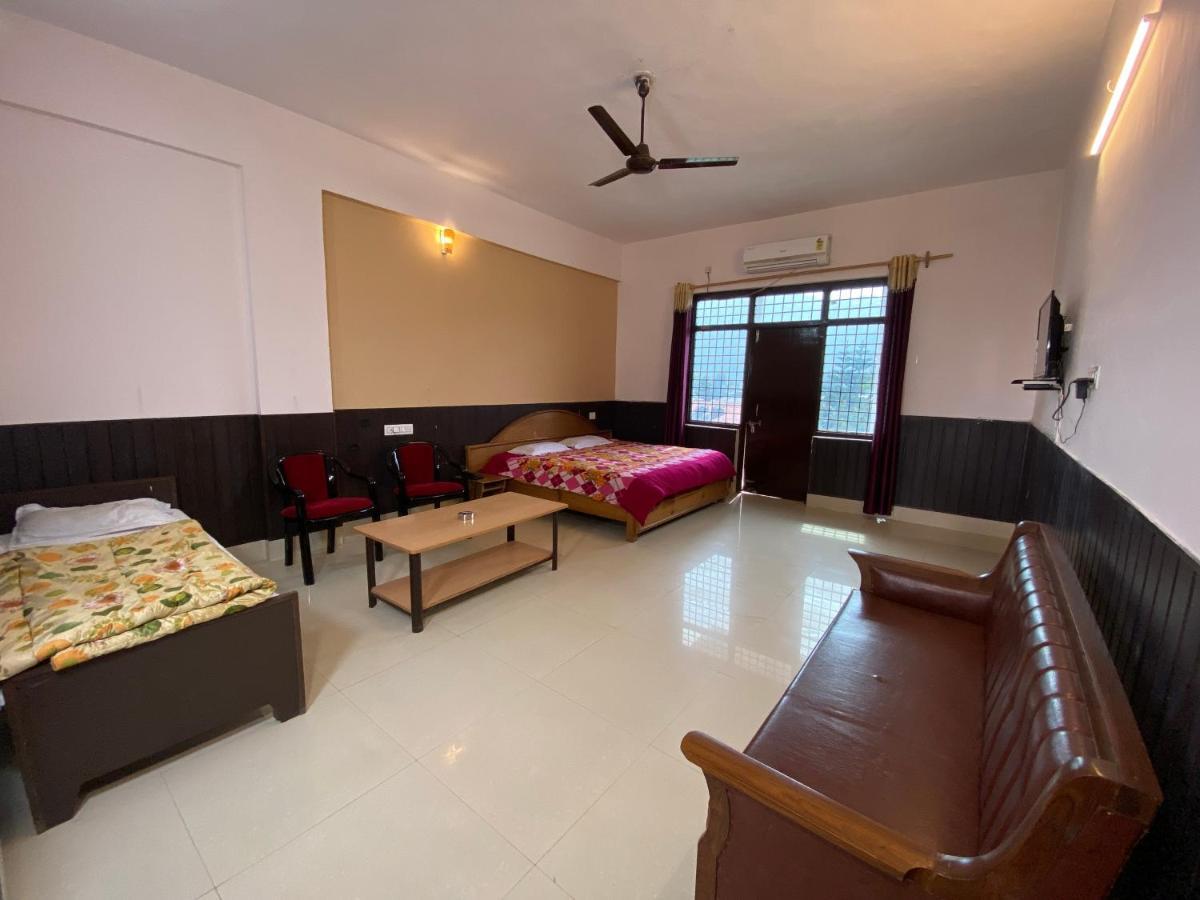 Kanara Hotel Bhimtal Luaran gambar