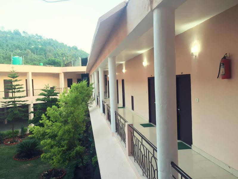 Kanara Hotel Bhimtal Luaran gambar